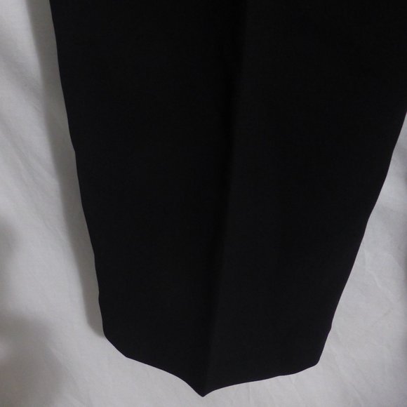 LE SUIT PETITE, size 4P, women's black slacks, side zip and latch fastened, GUC - Picture 13 of 14